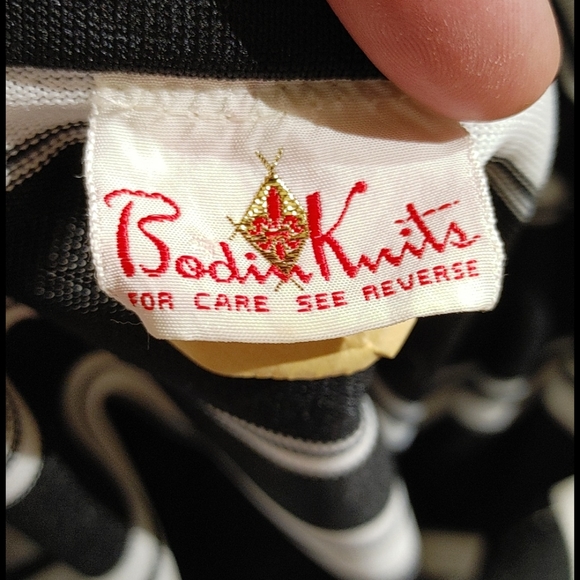 VTG- afraid of horizontal stripes on a Poly jacket? - Picture 10 of 12